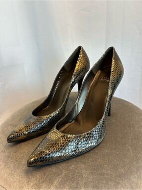 Stuart Weitzman metallic gold brown snake print embossed high heel pumps 9.5